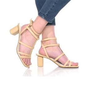 Franco Sarto Laina Beige Block Heel Sandal‎ NEW Size 7